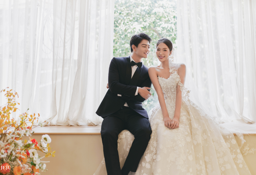 Giá chụp hình cưới studio - gói basic 2