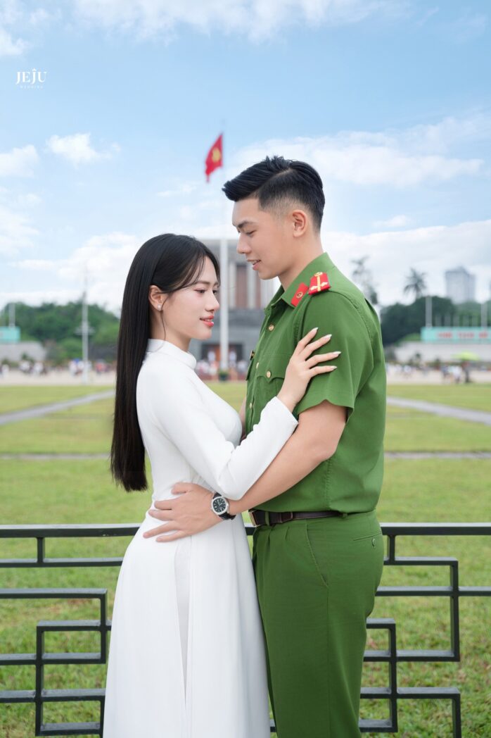 Chụp Ảnh Cưới Công An – Lưu Giữ Khoảnh Khắc Tự Hào Và Lãng Mạn 2 Phong cách truyền thống