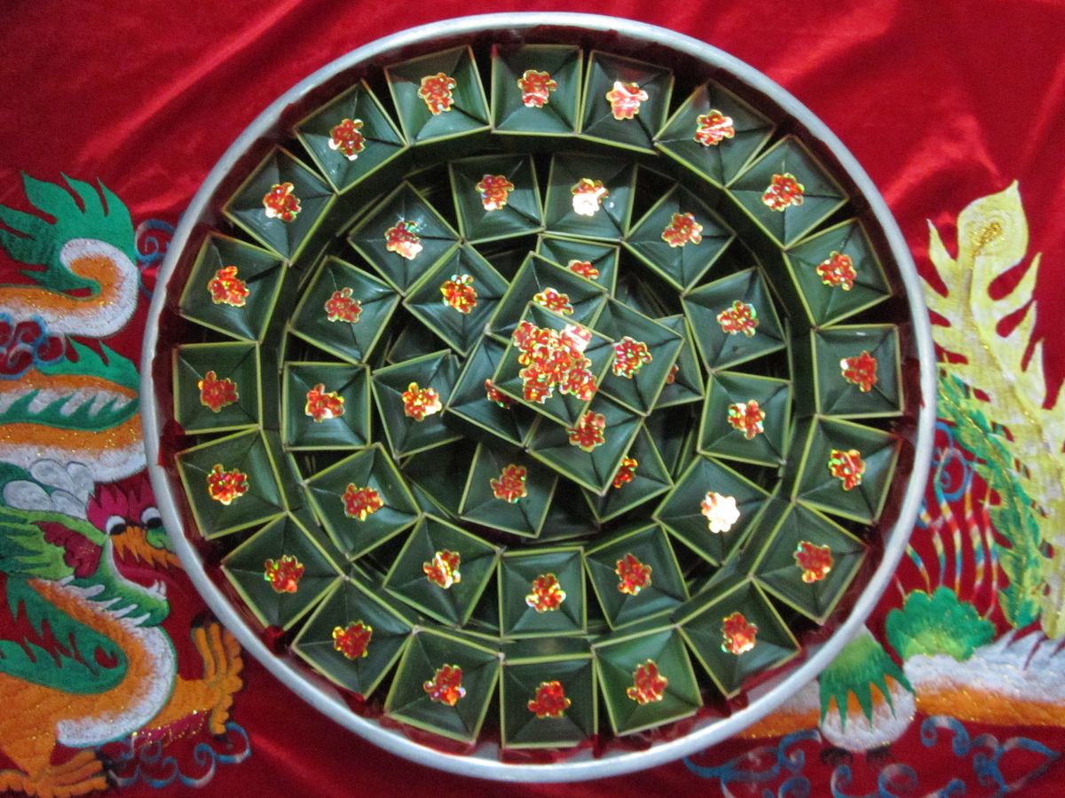 Tráp bánh phu thê