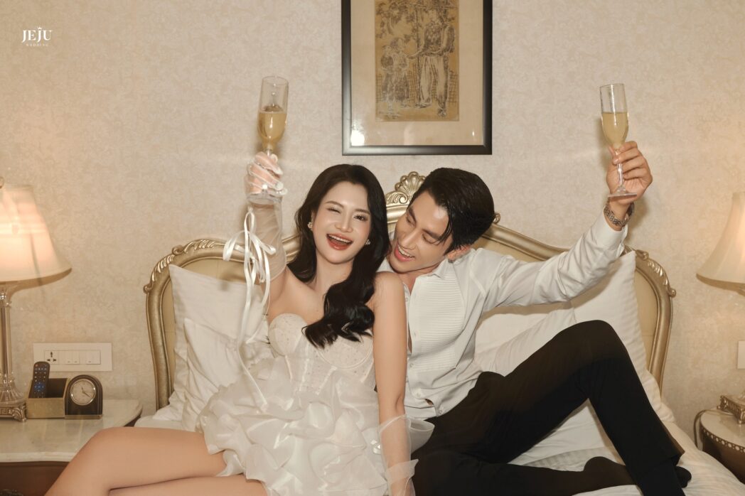 Chụp ảnh cưới tại khách sạn