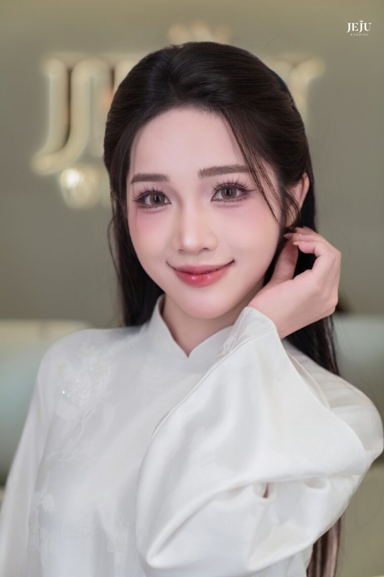 Makeup Cô Dâu Ăn Hỏi Đẹp Tự Nhiên, Chuẩn Xu Hướng 4 Bí kíp makeup cô dâu ăn hỏi đẹp