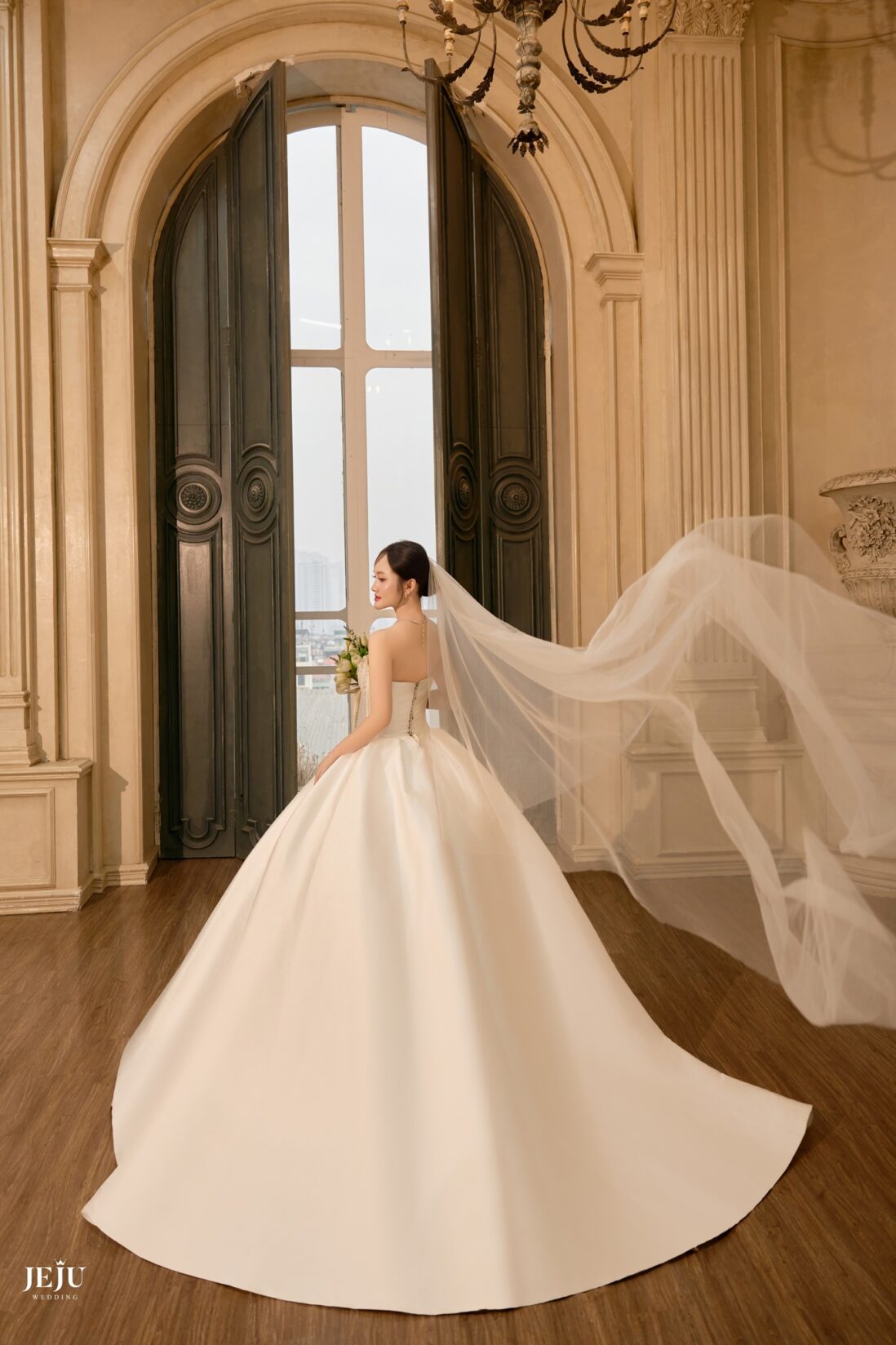 10 Mẫu Váy Cưới Đẹp Đơn Giản, Xu Hướng 2026 1 Mẫu Váy Cưới Đẹp Đơn Giản